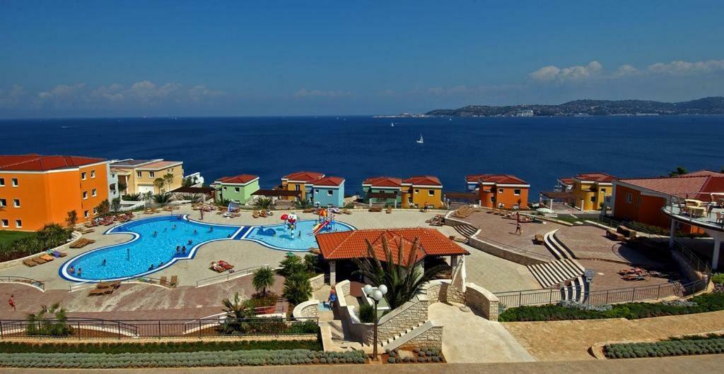 Apartment Golf Crveni Vrh Exterior foto